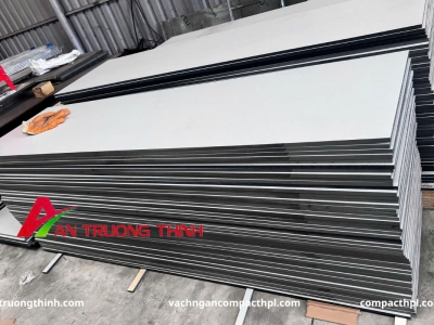 Vách ngăn vệ sinh Compact HPL | Chống nước, giá tốt