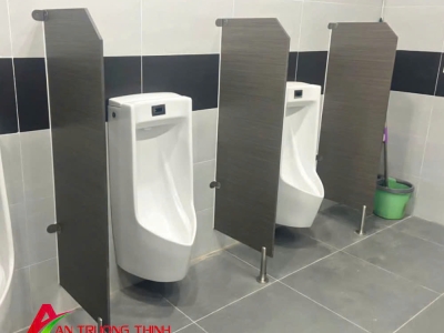 Vách ngăn vệ sinh Compact chống nước chất lượng